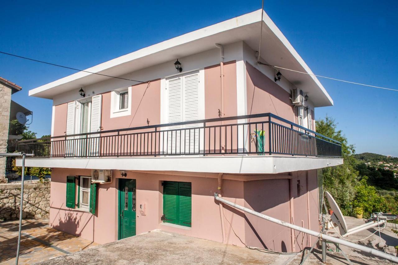 Casa Serena Asprogerakata Exterior foto